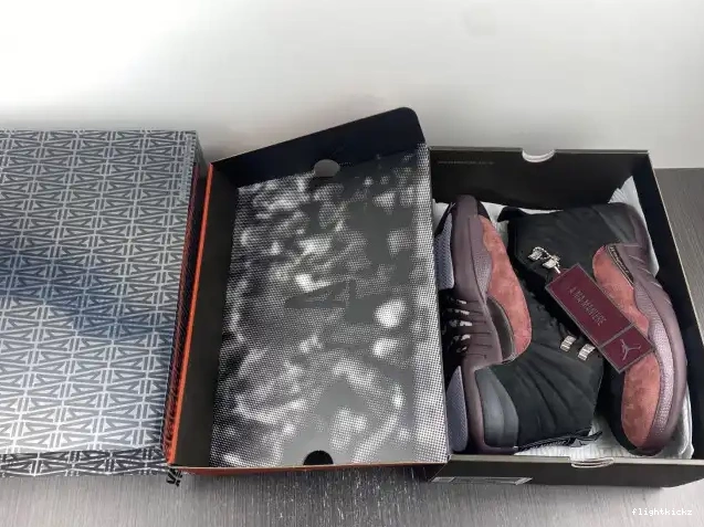 DV6989-001 Ma Maniere A Retro Black 12 Jordan 0531